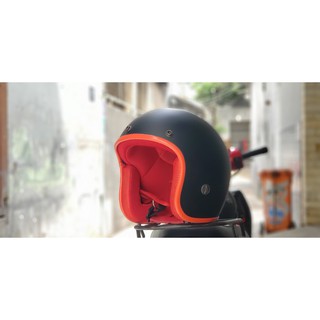 Nón 3/4 Cao Cấp Màu Đen Lót Đỏ