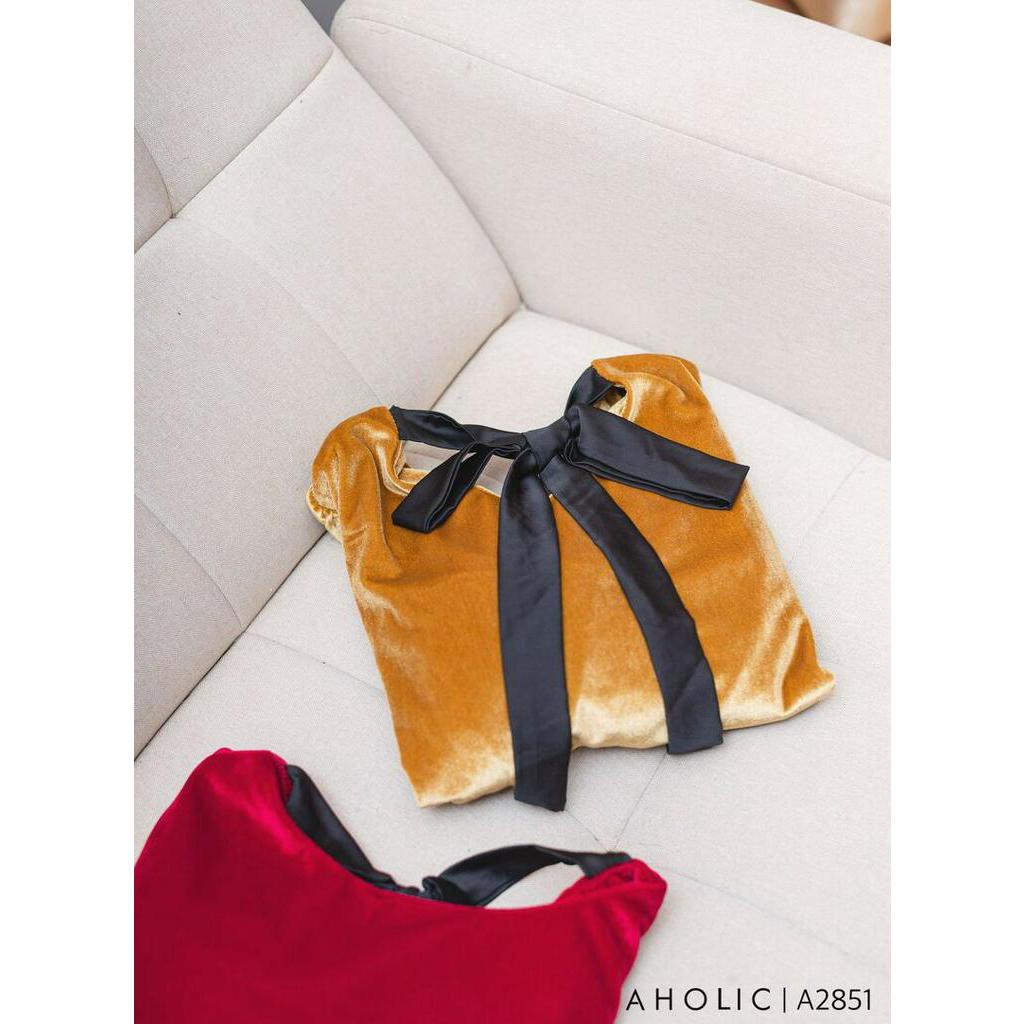 Áo nhung dài tay cổ tròn phối nơ sau Aholic A2851