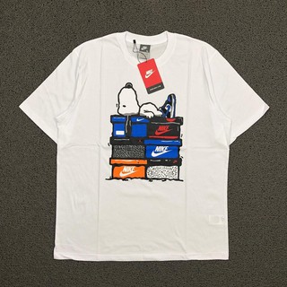 Áo Thun NIKE X SNOOPY Hộp Giày Trắng