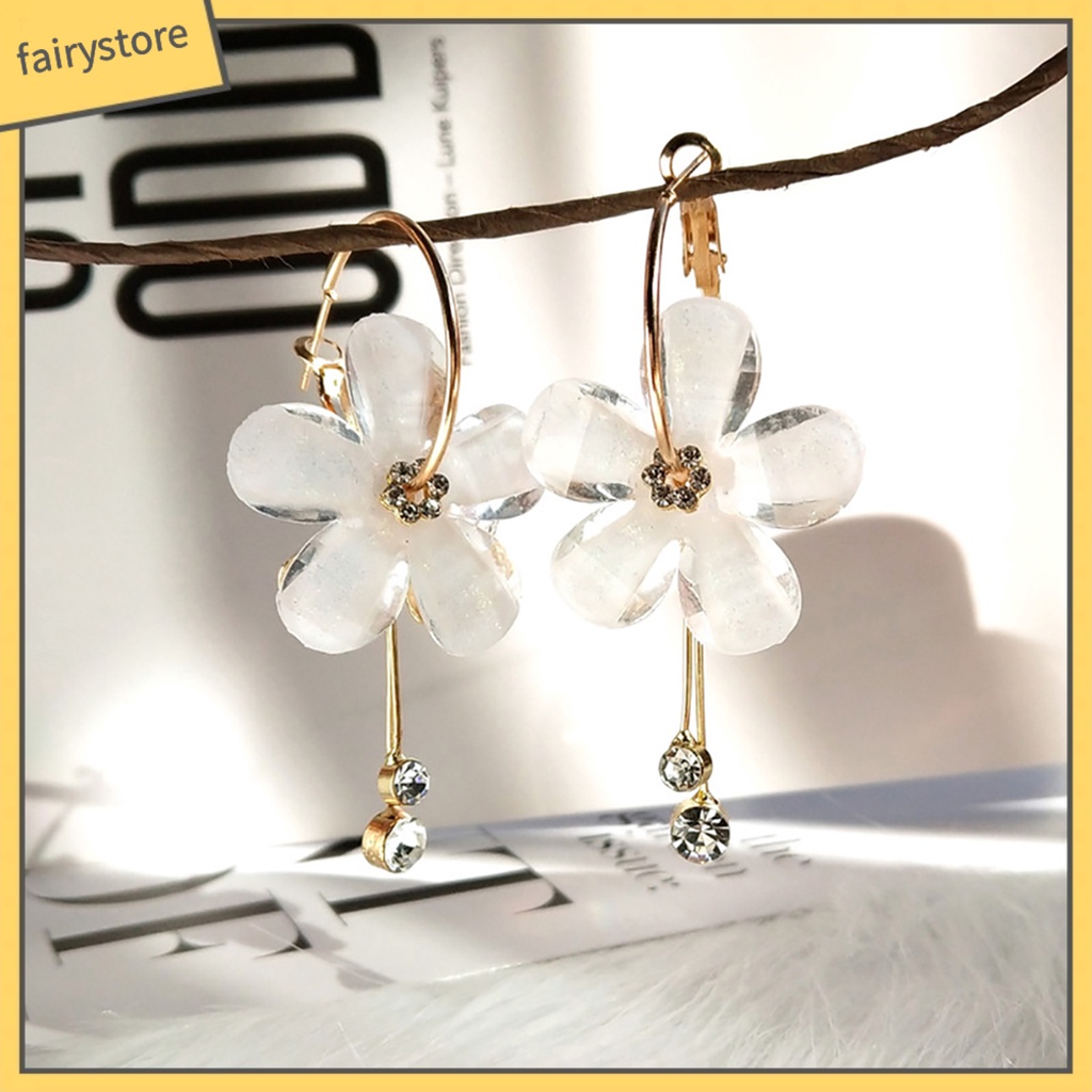 Đôi khuyên tai hình hoa phong cách Hàn Quốc duyên dáng và sành điệu cho nữ