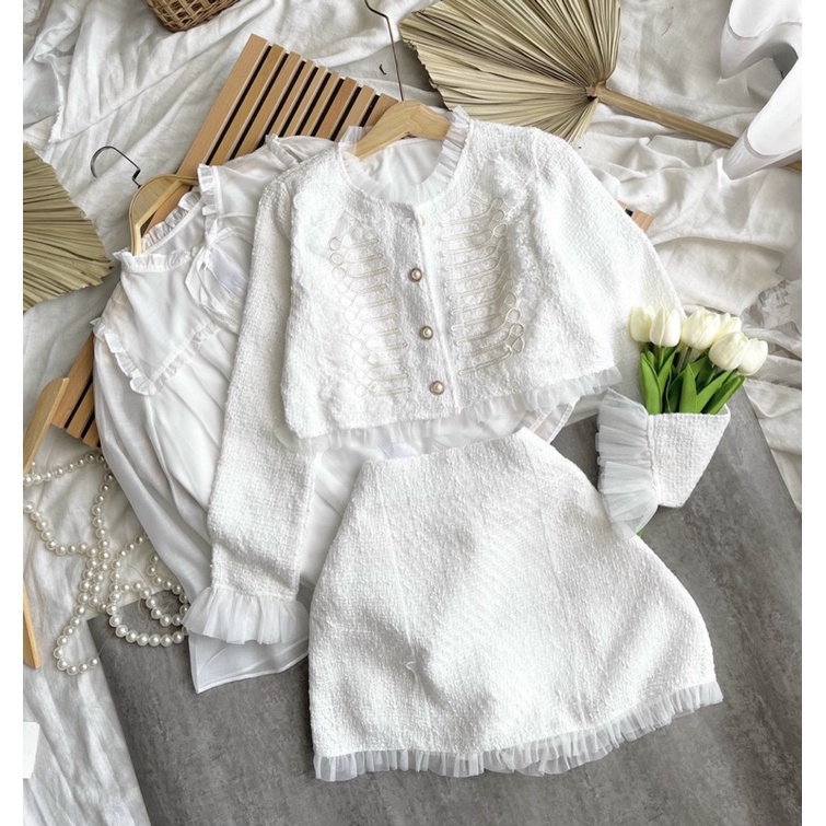 SET 3 MÓN BỐ: KHOÁC NGOÀI VIỀN CỔ TAY VOAN+ SƠ MI TRẮNG CỔ BÈO + CHÂN VÁY | BigBuy360 - bigbuy360.vn