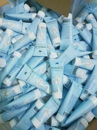 [ TẶNG NƯỚC HOA] Sữa rửa mặt thải độc trắng da