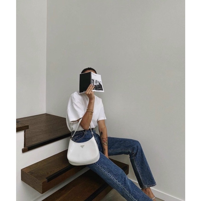 Túi xách nữ kẹp nách Prada cloe