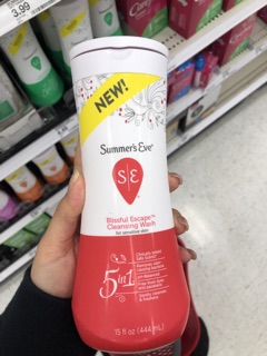 DUNG DỊCH VỆ SINH PHỤ NỮ SUMMER EVE