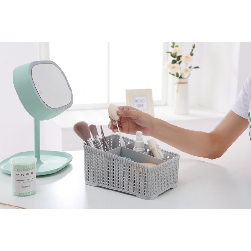 Hộp Đựng Đồ Trang Điểm / Đồ Dùng Để Bàn Bằng Nhựa Bốn Ngăn Tiện Dụng Cho Nhà Tắm / Văn Phòng