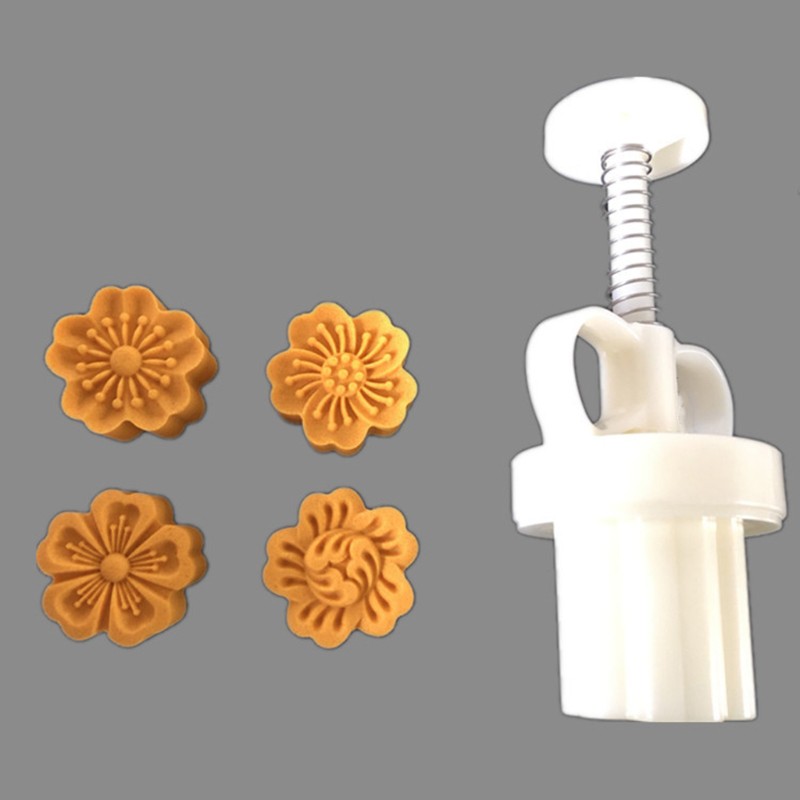 Khuôn Nhựa Làm Bánh Trung Thu 25g Hình Hoa Anh Đào