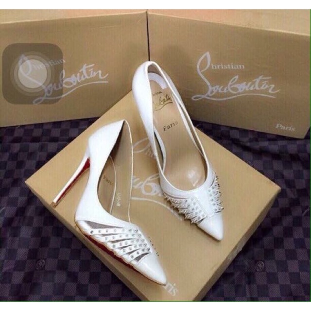 (ẢNH THẬT) - Giày cao gót Louboutin đinh tán | BigBuy360 - bigbuy360.vn