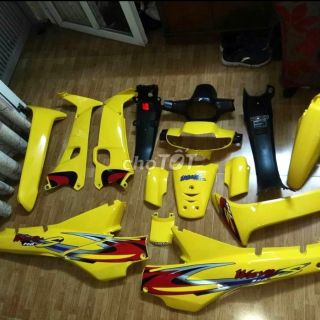 Dàn vỏ Wave S màu vàng kèm tem.