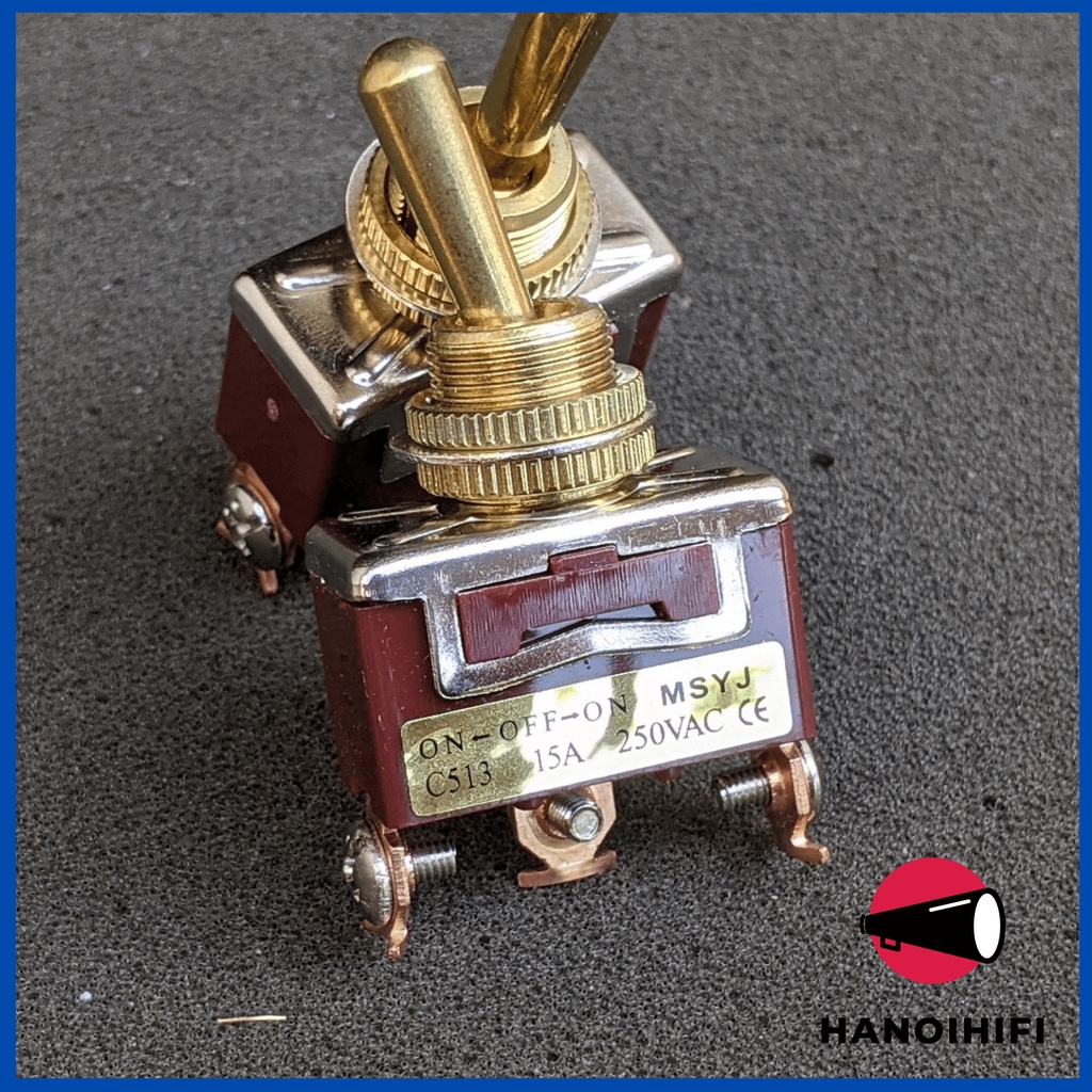 Công tắc gạt chống nước ON/OFF/ON 15A/250V loại 3 chân