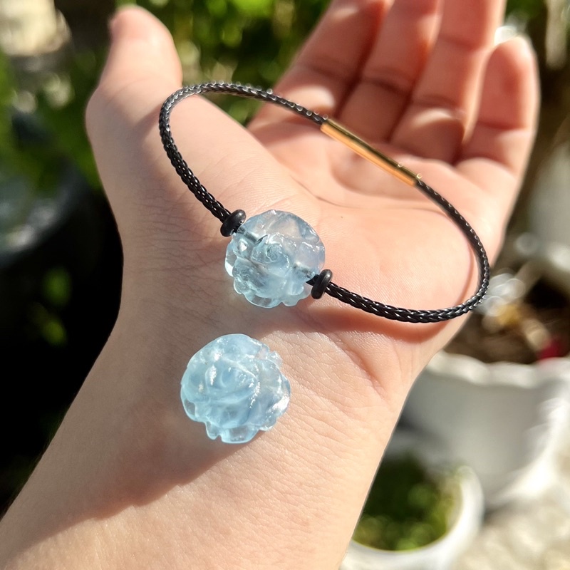 Vòng tay dây cáp hoa aquamarine