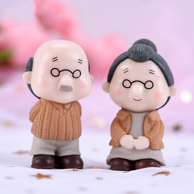 Set 2 mô hình ông bà xinh xắn trang trí sân vườn