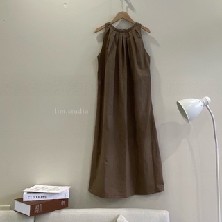 Đầm cổ yếm Linen Bibdress