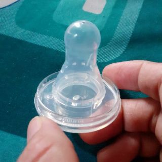 Núm ti Silicon bình cổ hẹp (size M/size L)
