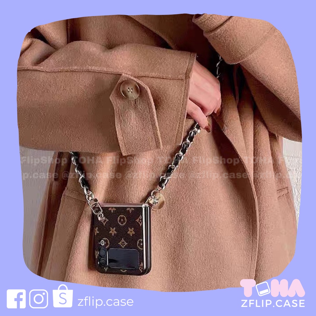 Ốp Samsung  Z Flip 3 / Z Flip 4 hoạ tiết monogram nâu có dây đeo chéo / Z Flip3 / ZFlip3 / Z Flip4/ ZFlip4
