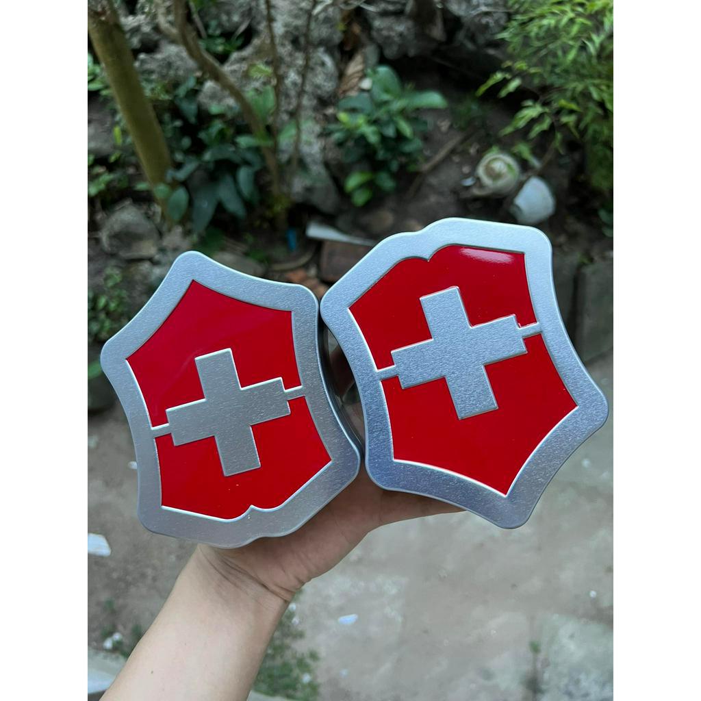 Dao đa năng Victorinox Swisschamp màu xanh 33 chức năng