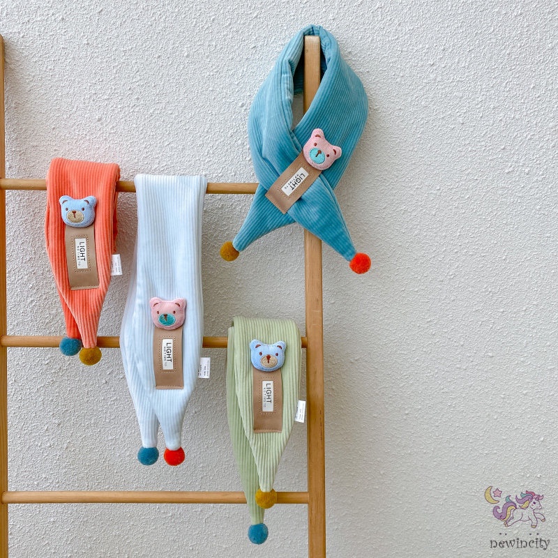 Khăn choàng họa tiết hoạt hình dễ thương cho bé