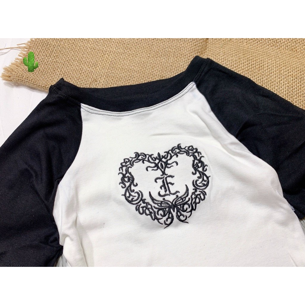 Áo thun nữ croptop tay ngắn cổ tròn in tim xinh pc