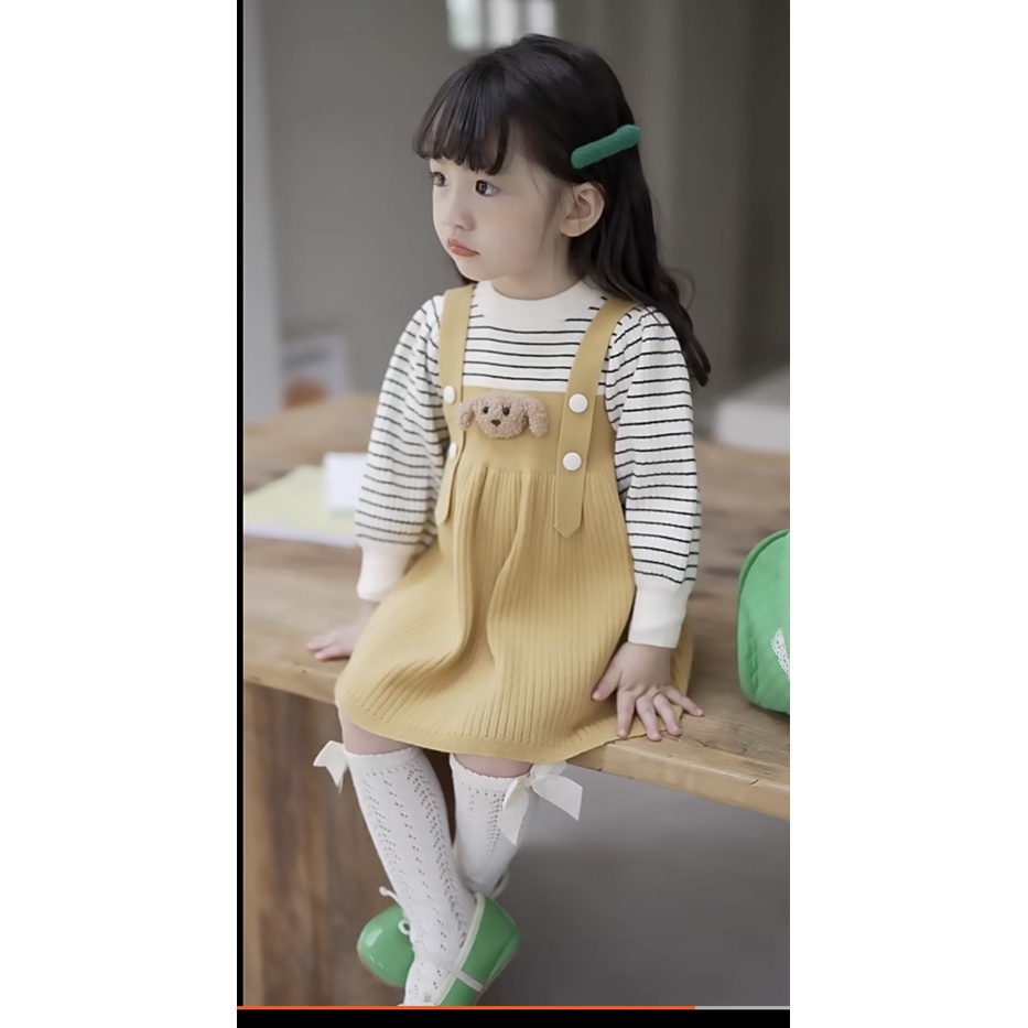 Váy cho bé gái, váy yếm len xốp phối áo kẻ dài tay dễ thương cho bé