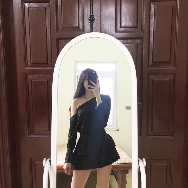 Áo lệch vai