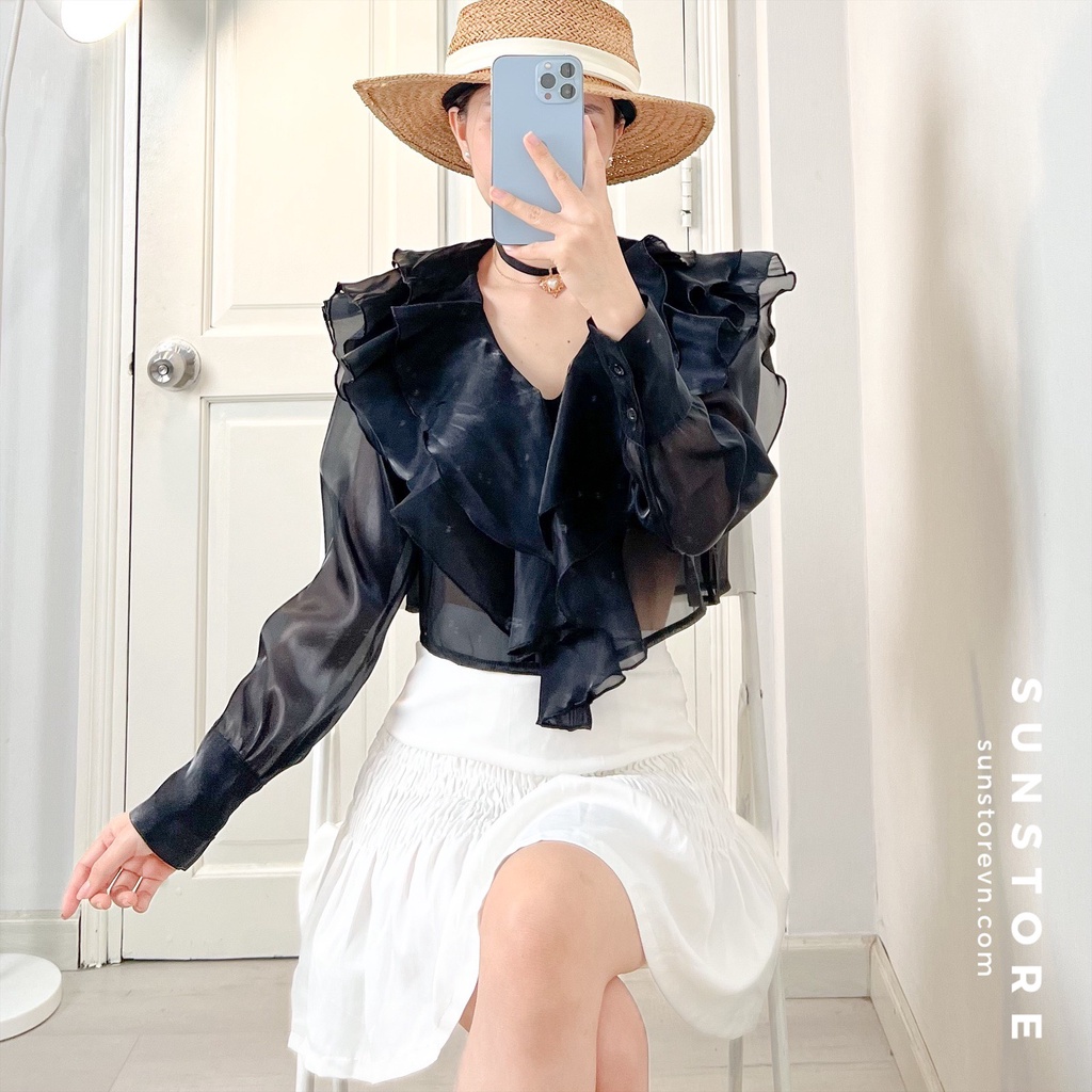 Áo kiểu nữ croptop tay dài cài nút chất liệu organza sang chảnh freesize form chuẩn 2 màu đen và trắng