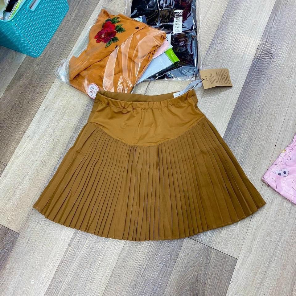 Chân Váy Bầu Ly ngắn☘️siêu đẹp☘️váy bầu xếp ly có quần bên trog❤️ảnh thật bên e chụp❤️dễ kết hợp đồ cho mẹ bầu diện xinh