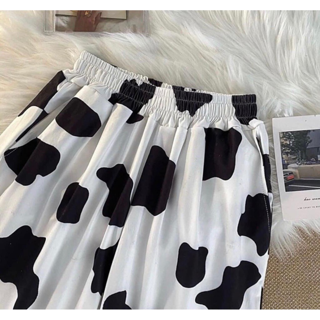 Quần Đùi LITTLE COW Thun Siêu Mát - Short In Hình Bò Sữa Đen/ Trắng Cực Cool