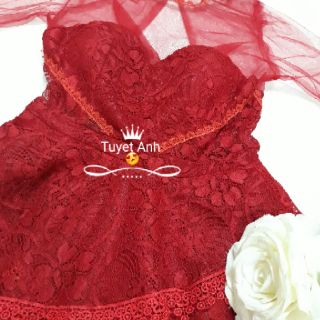 Váy ren đỏ tiểu thư