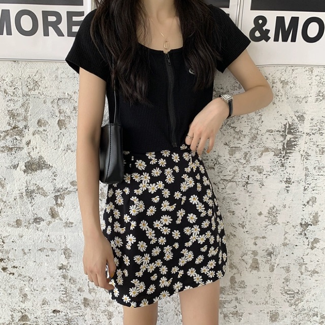 [Hot 2020] Chân váy ngắn chữ A Hoa Cúc màu đen trắng | BigBuy360 - bigbuy360.vn