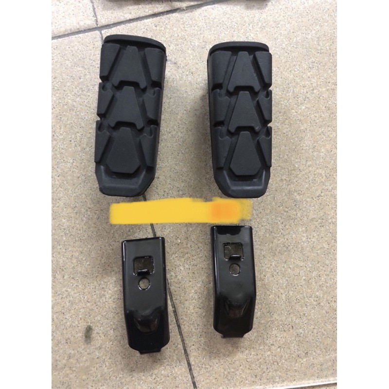 Cao Su Gác Chân Trước WINNER (1 cặp )