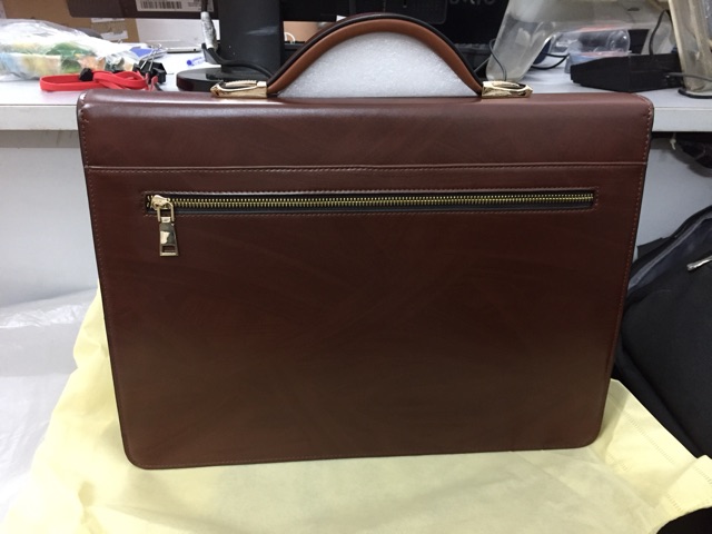 Cặp da khóa số Montblanc 8353 | BigBuy360 - bigbuy360.vn