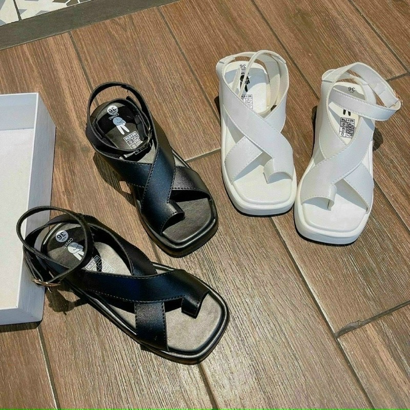 Giày sandal học sinh đế bánh mì quai Chéo xỏ ngón da lì đẹp
