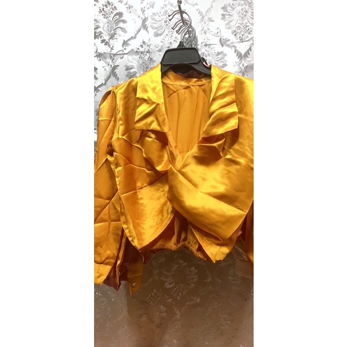 Áo sơ mi xoắn bụng phi bóng