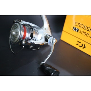 Máy đứng câu cá DAIWA Crossfire size1000-5000