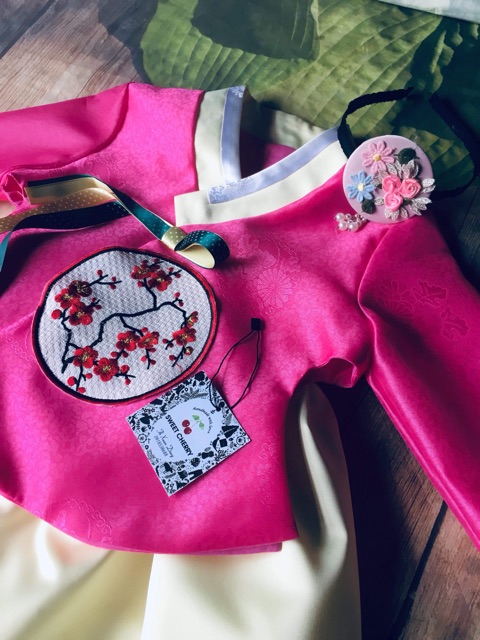 Hanbok cho bé ảnh thật