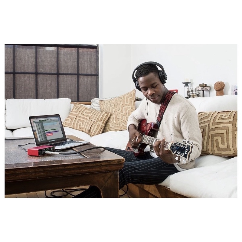 Sound card Focusrite Scarlett Solo gen 3 thu âm chuyên nghiệp idol cc talk bigo livestream bán hàng onl