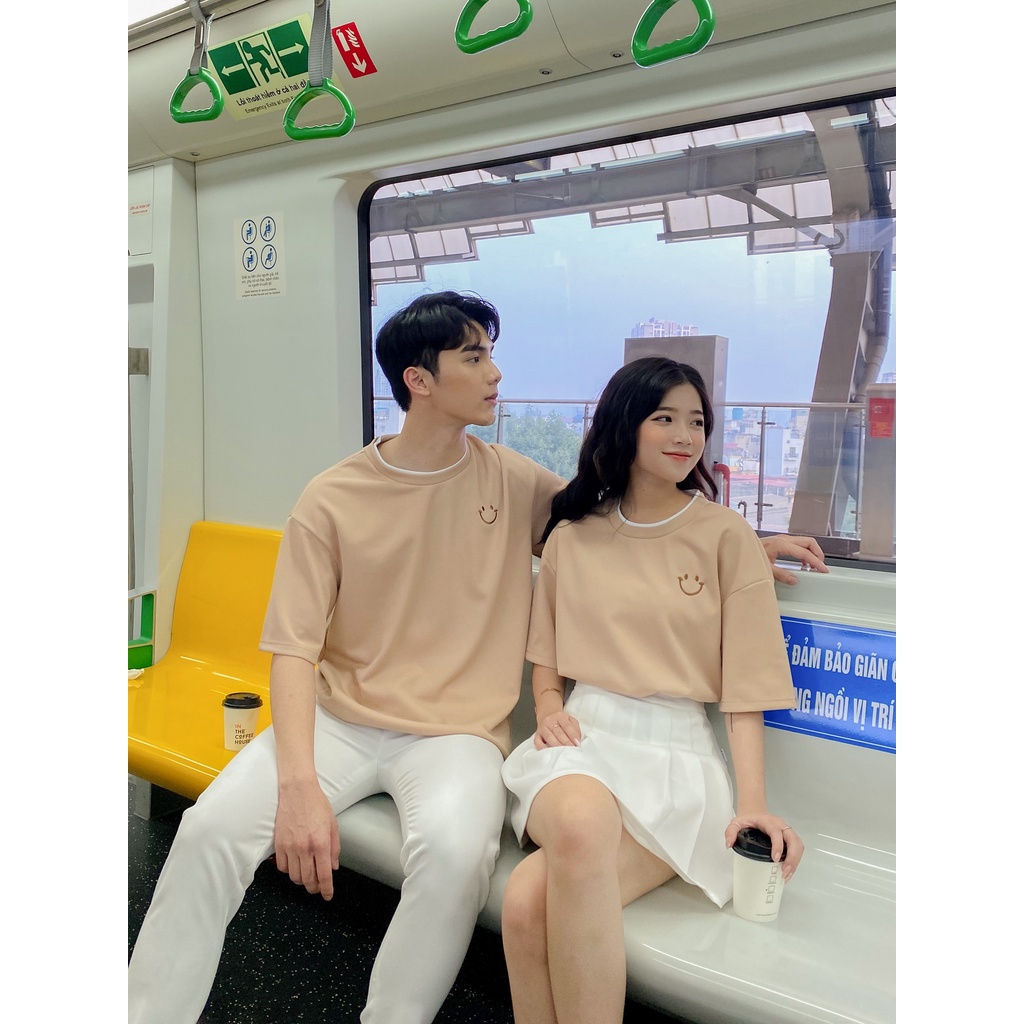 Áo phông unisex nam nữ thêu mặt cười LYRA thiết kế, chất xốp dày dặn phối cổ thêu hình nhỏ form rộng-LWBAP026