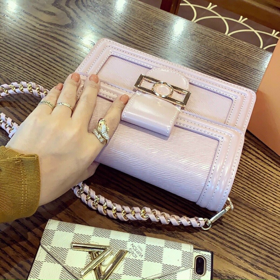 Túi vuông phối dây bính