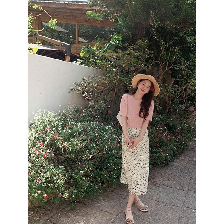 MS677 Áo len nữ mongtoghi cổ tròn kiểu dáng Hàn Quốc