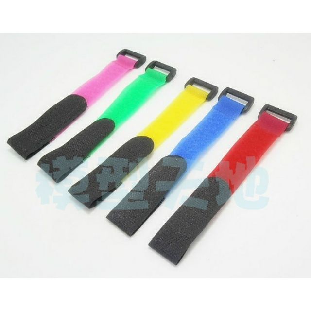 1 sợi dây buộc pin