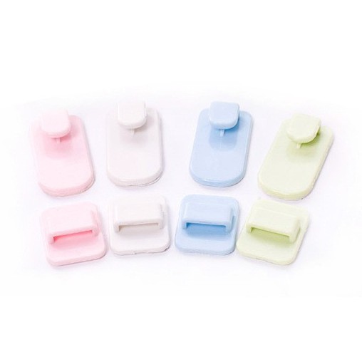 Vỉ 2 Miếng Dán Treo Remote Máy Lạnh Treo Tivi Tiện Dụng, Tiết Kiệm Cho Không Gian Nhà Bạn Thật Gọn Gàng