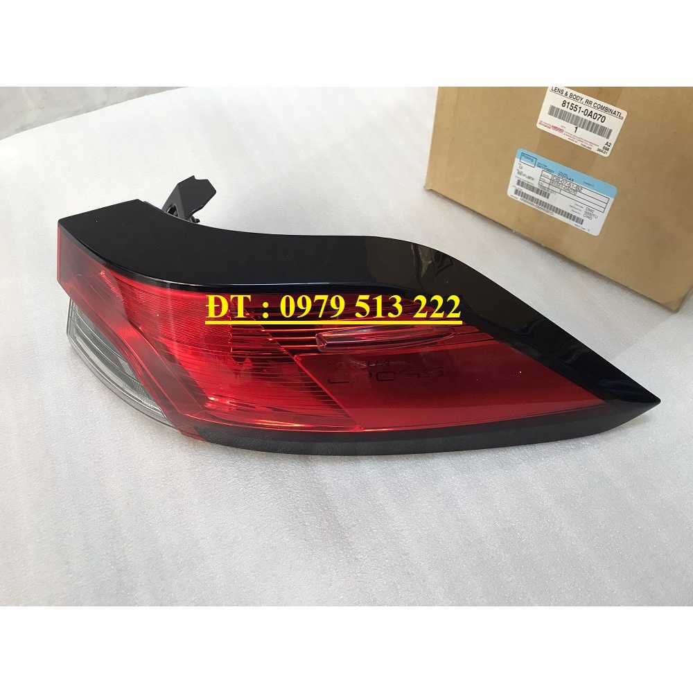 Đèn hậu mảnh ngoài Toyota corolla Cross 2021