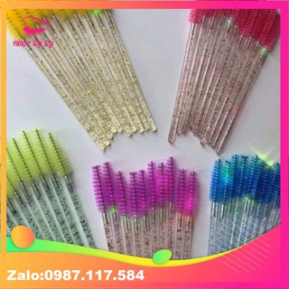50c chải mi kim tuyến