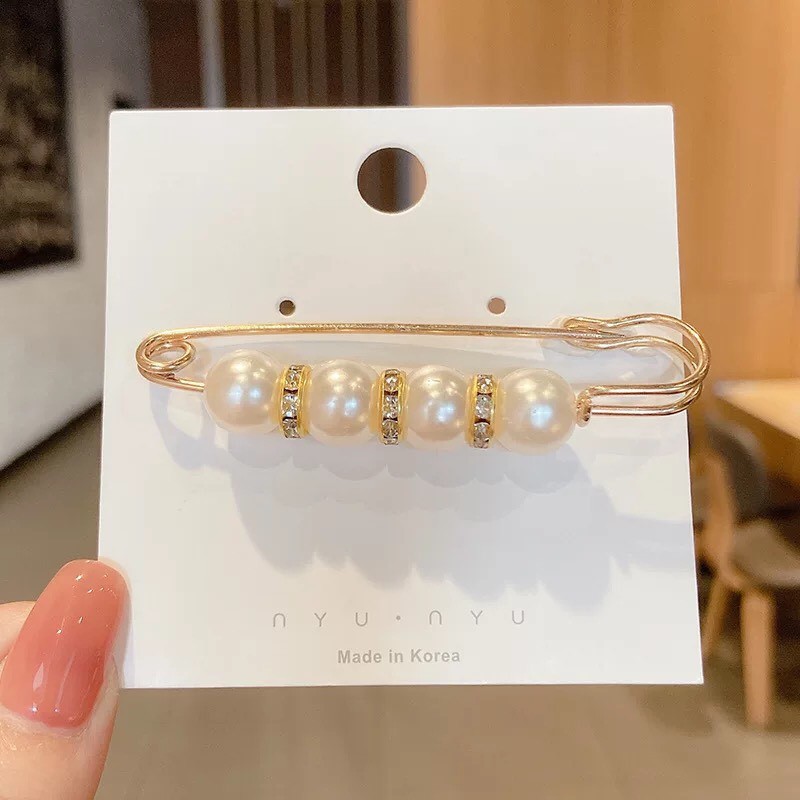 Ghim cài áo tạo hình hoa đính ngọc trai thời trang