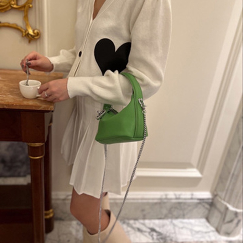 Túi Đeo Chéo Da Mềm Phối Dây Xích Thời Trang Chất Lượng Cao Cho Nữ