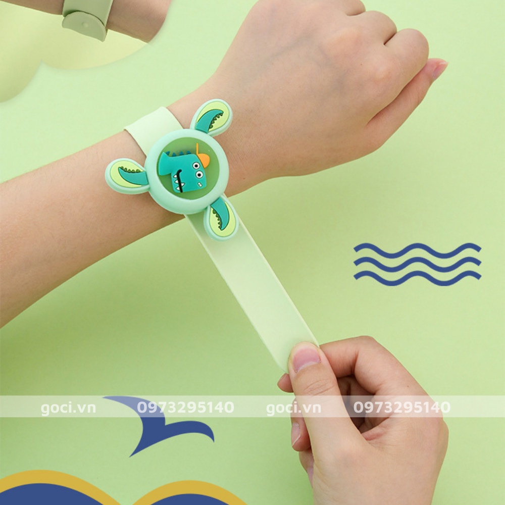 Đồng hồ tinh dầu đuổi muỗi đeo tay có đèn có xoay phát sáng an toàn cho bé