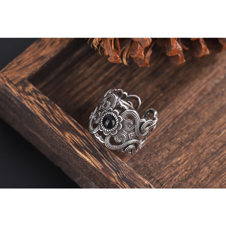 Nhẫn Bạc Thái Lan Họa Tiết Dân Tộc Rỗng Mặt Rộng Đính Đá Zircon Màu Đen Độc Đáo Phong Cách Retro