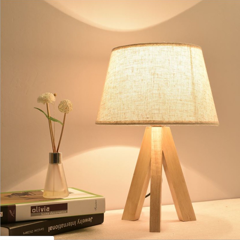 Đèn ngủ gỗ để bàn MONSKY trang trí phòng ngủ cao cấp Vintage 3 chân độc đáo (bao gồm bóng LED)