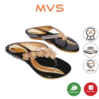 Dép Xỏ Ngón Nữ Trung Niên Đế Xuồng Cao 3cm Đính Xoàn Hoa Big Size 40 (Đen) - Giày Dép MVS