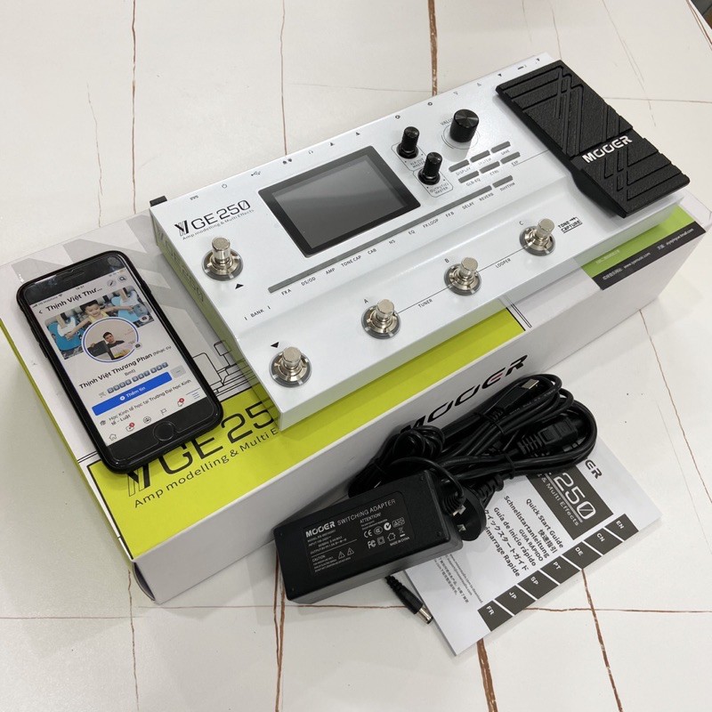 Phơ bàn guitar điện Mooer GE250