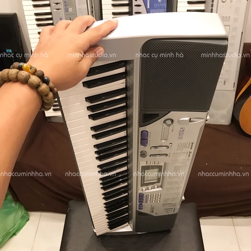 Đàn Organ Casio CTK-496 chính hãng đã qua sử dụng. Ngoại hình của đàn còn khá đẹp